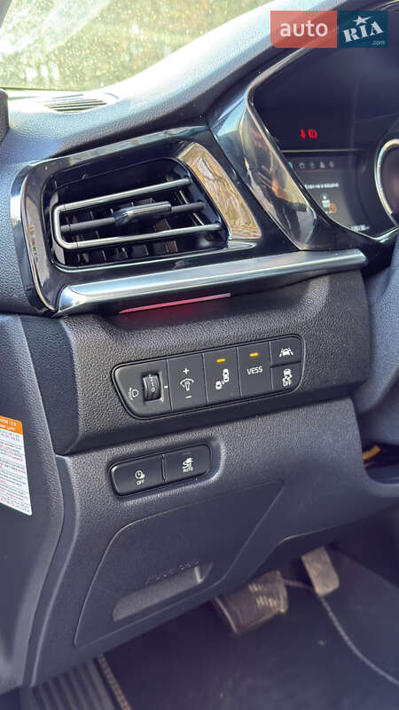 Позашляховик / Кросовер Kia Niro 2020 в Тернополі