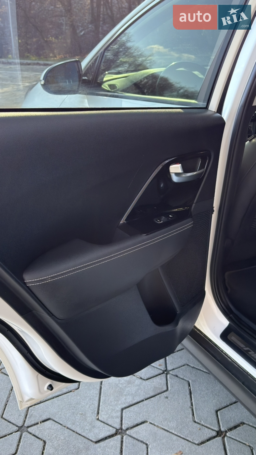 2020 Kia Niro - мініатюра 23