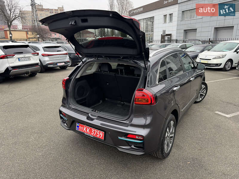 Внедорожник / Кроссовер Kia Niro 2019 в Киеве