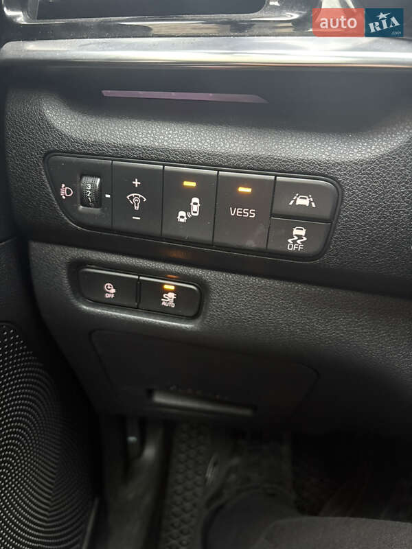 Позашляховик / Кросовер Kia Niro 2021 в Рівному фото 28 Позашляховик / Кросовер Kia Niro 2021 в Рівному