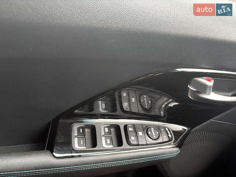 Позашляховик / Кросовер Kia Niro 2021 в Рівному фото 44 Позашляховик / Кросовер Kia Niro 2021 в Рівному