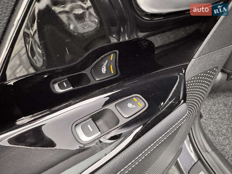 Позашляховик / Кросовер Kia Niro 2020 в Луцьку фото 23 Позашляховик / Кросовер Kia Niro 2020 в Луцьку
