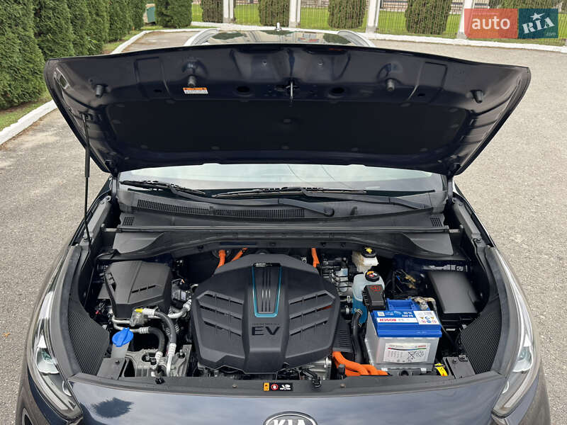 Внедорожник / Кроссовер Kia Niro 2020 в Дубно