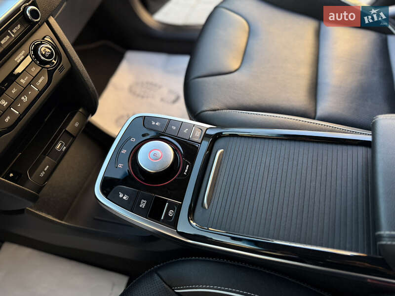 Позашляховик / Кросовер Kia Niro 2020 в Трускавці