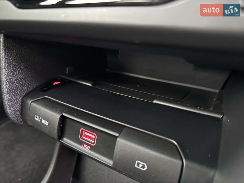 Внедорожник / Кроссовер Kia Niro 2021 в Ровно