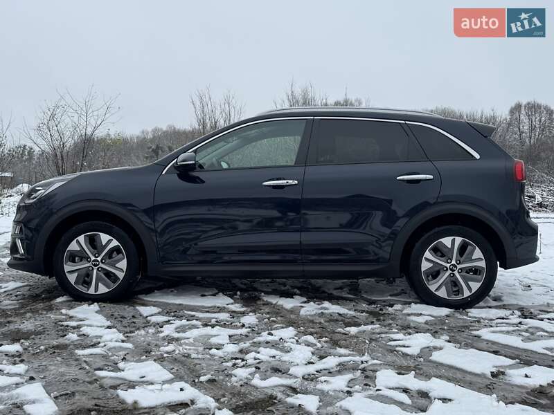 Внедорожник / Кроссовер Kia Niro 2020 в Хмельницком