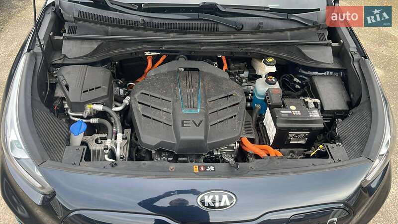 Внедорожник / Кроссовер Kia Niro 2020 в Хмельницком