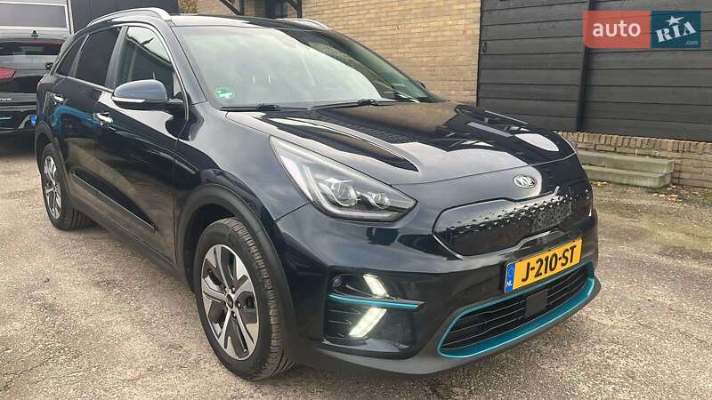 Внедорожник / Кроссовер Kia Niro 2020 в Хмельницком