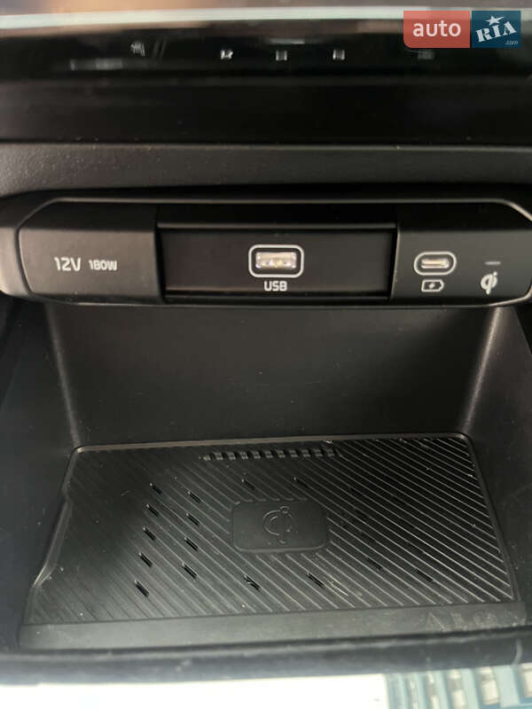 Позашляховик / Кросовер Kia Niro 2023 в Рівному