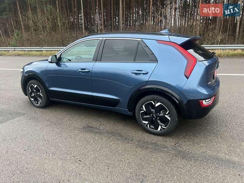 Внедорожник / Кроссовер Kia Niro 2023 в Львове