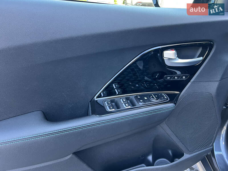 Внедорожник / Кроссовер Kia Niro 2019 в Тернополе