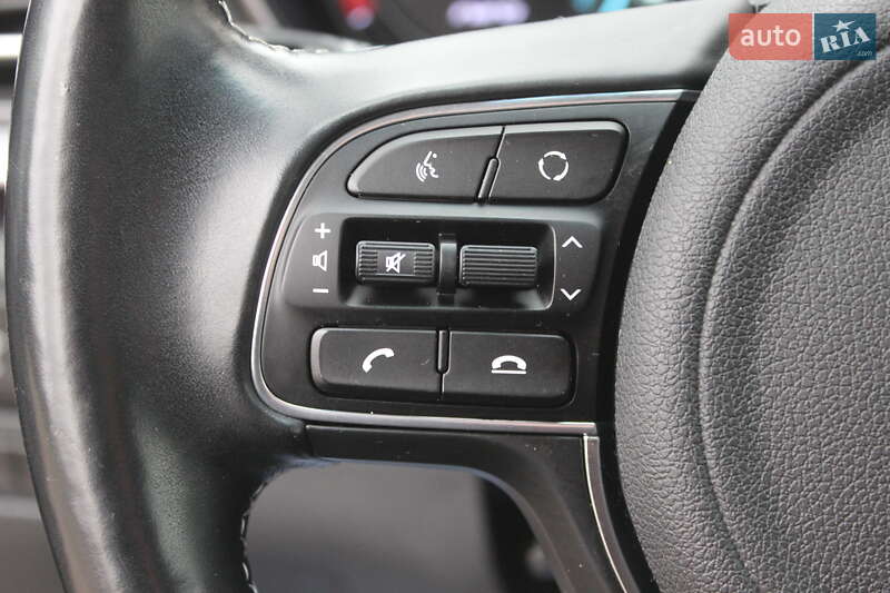 Внедорожник / Кроссовер Kia Niro 2020 в Днепре