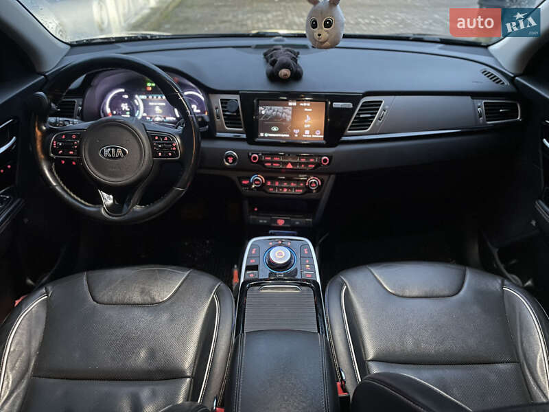 Внедорожник / Кроссовер Kia Niro 2019 в Ровно фото 5 Внедорожник / Кроссовер Kia Niro 2019 в Ровно