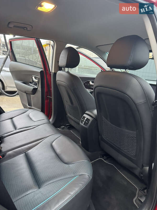 Позашляховик / Кросовер Kia Niro 2020 в Тернополі