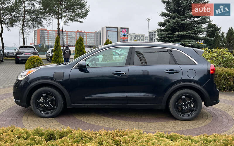 Внедорожник / Кроссовер Kia Niro 2018 в Львове