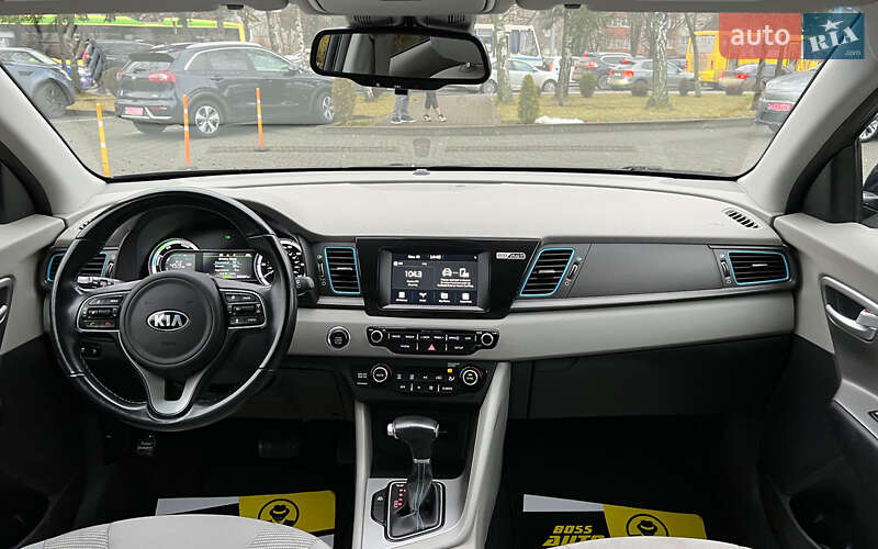 Внедорожник / Кроссовер Kia Niro 2018 в Львове