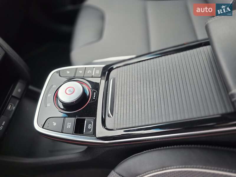 Внедорожник / Кроссовер Kia Niro 2020 в Ирпене