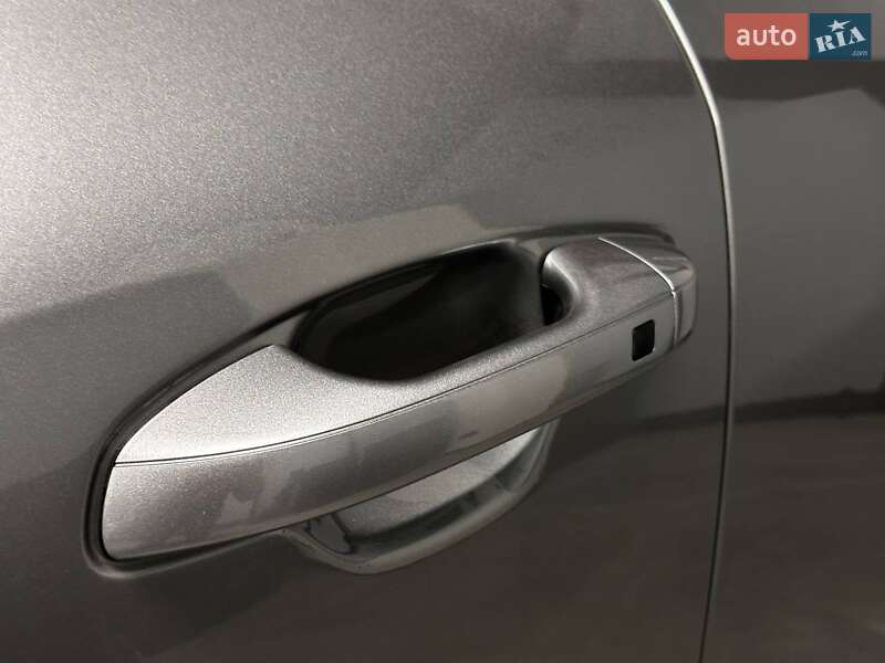 Внедорожник / Кроссовер Kia Niro 2023 в Львове