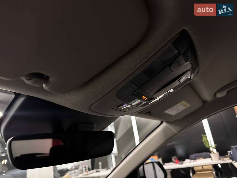 Внедорожник / Кроссовер Kia Niro 2023 в Львове