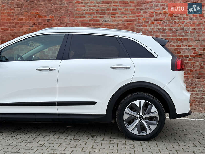 Внедорожник / Кроссовер Kia Niro 2020 в Тернополе фото 22 Внедорожник / Кроссовер Kia Niro 2020 в Тернополе