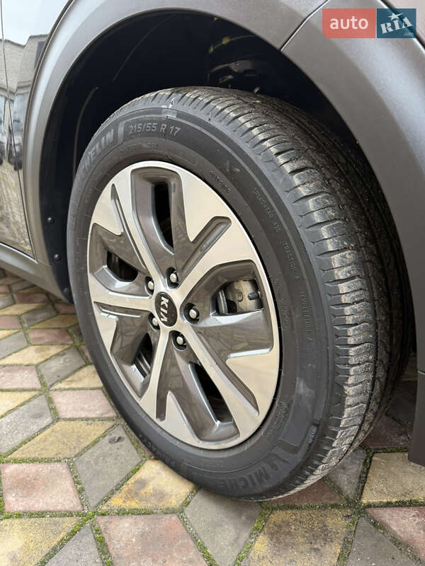 Внедорожник / Кроссовер Kia Niro 2021 в Казатине фото 33 Внедорожник / Кроссовер Kia Niro 2021 в Казатине