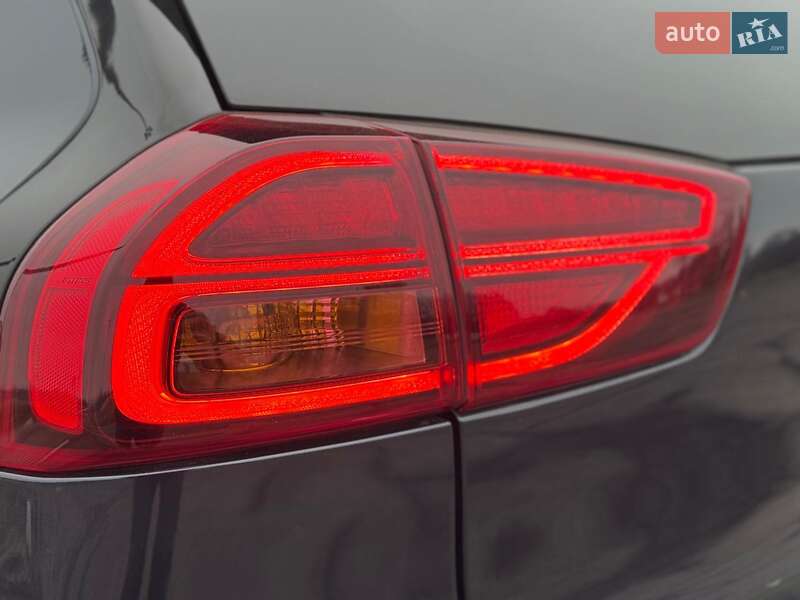 Позашляховик / Кросовер Kia Niro 2020 в Львові фото 14 Позашляховик / Кросовер Kia Niro 2020 в Львові