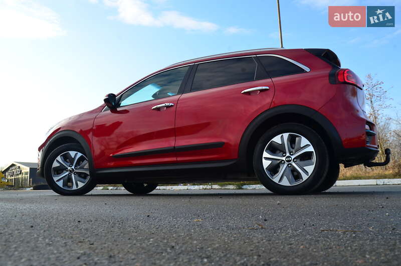 Внедорожник / Кроссовер Kia Niro 2021 в Дрогобыче