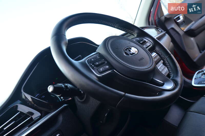 Внедорожник / Кроссовер Kia Niro 2021 в Дрогобыче