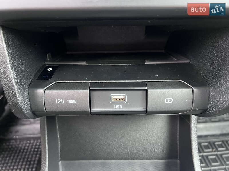 Внедорожник / Кроссовер Kia Niro 2021 в Тернополе