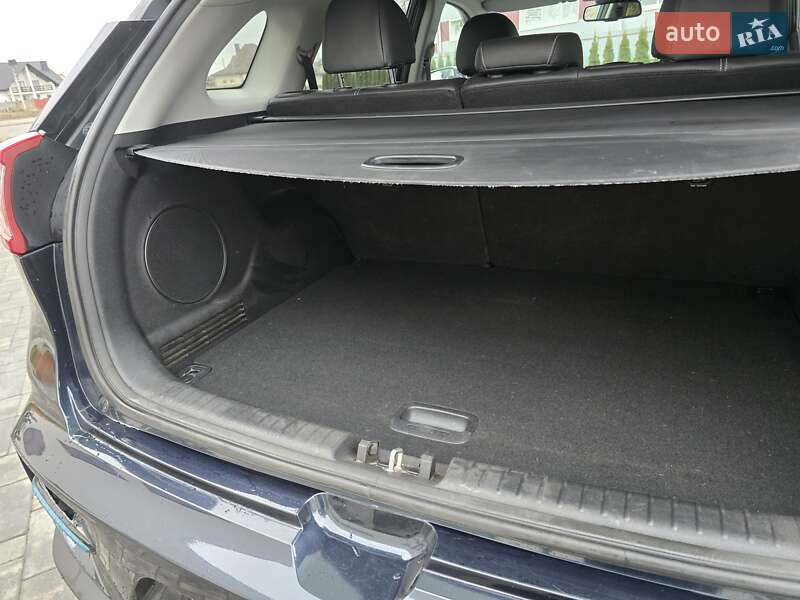 Внедорожник / Кроссовер Kia Niro 2019 в Луцке фото 17 Внедорожник / Кроссовер Kia Niro 2019 в Луцке