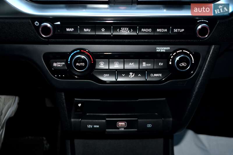 Позашляховик / Кросовер Kia Niro 2020 в Хмельницькому фото 49 Позашляховик / Кросовер Kia Niro 2020 в Хмельницькому