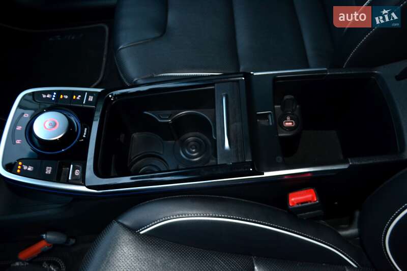 Позашляховик / Кросовер Kia Niro 2020 в Хмельницькому фото 166 Позашляховик / Кросовер Kia Niro 2020 в Хмельницькому