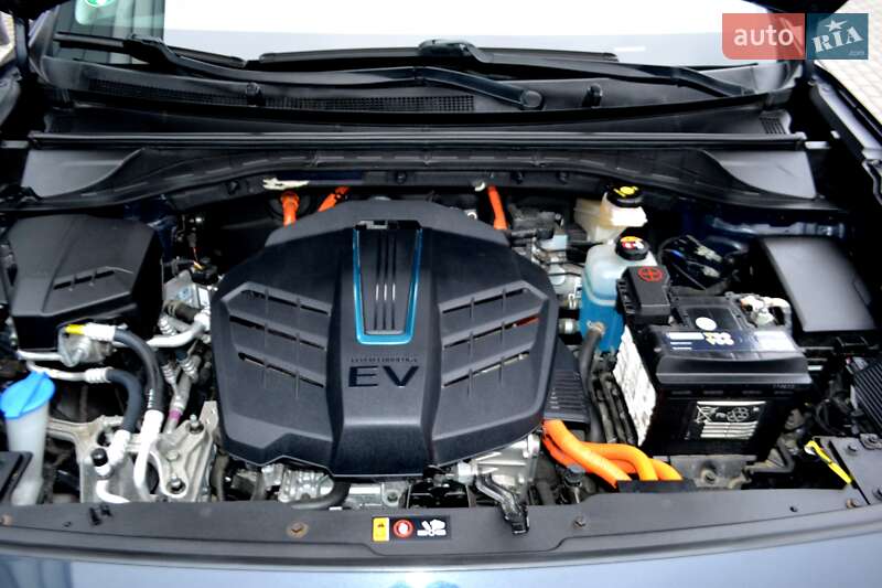 Позашляховик / Кросовер Kia Niro 2020 в Хмельницькому фото 215 Позашляховик / Кросовер Kia Niro 2020 в Хмельницькому