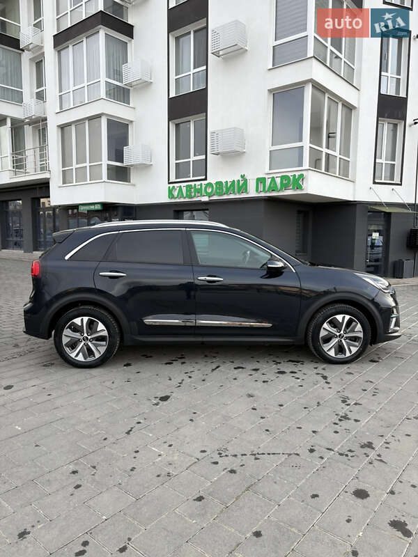 Позашляховик / Кросовер Kia Niro 2021 в Трускавці фото 4 Позашляховик / Кросовер Kia Niro 2021 в Трускавці