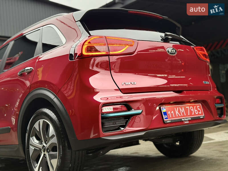 Внедорожник / Кроссовер Kia Niro 2020 в Самборе фото 21 Внедорожник / Кроссовер Kia Niro 2020 в Самборе