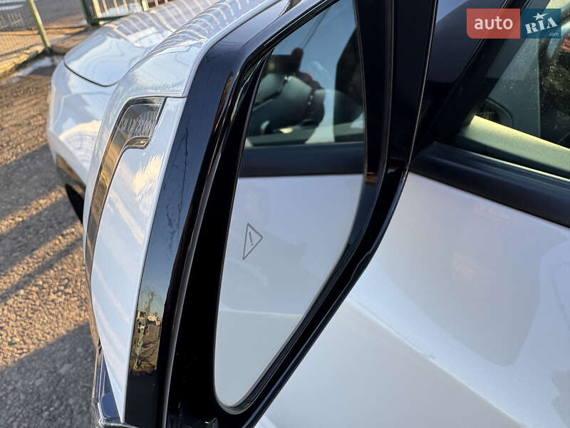 Позашляховик / Кросовер Kia Niro 2022 в Києві