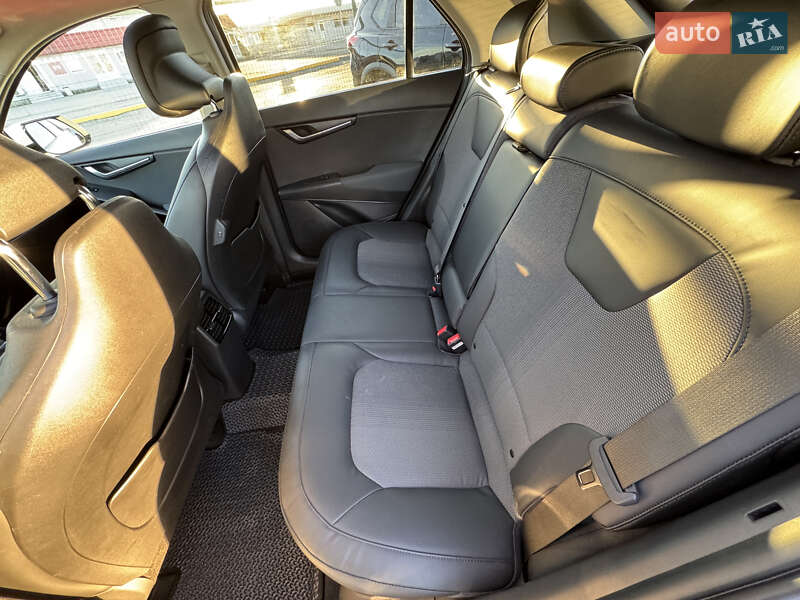 Позашляховик / Кросовер Kia Niro 2022 в Києві