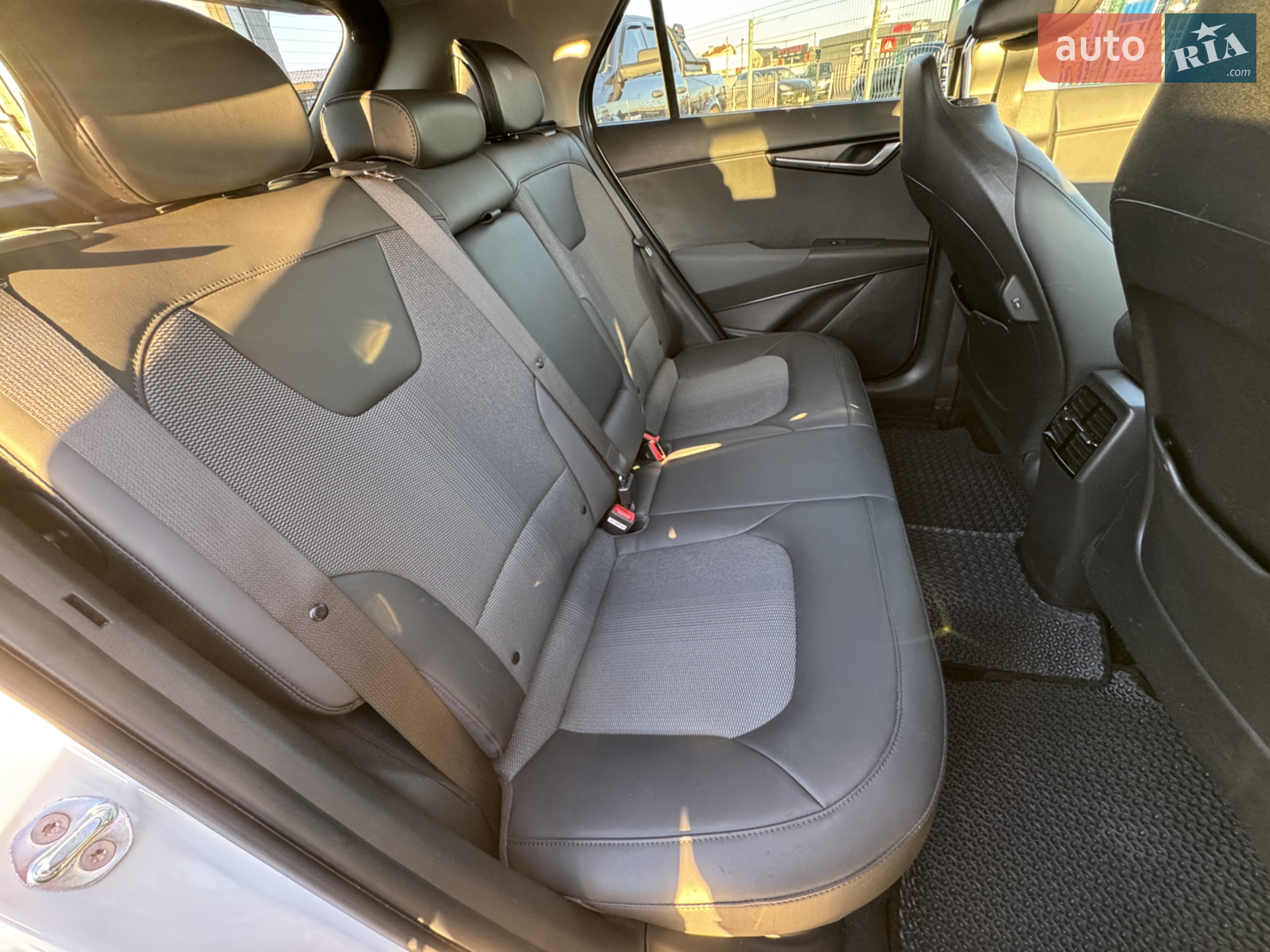 2022 Kia Niro - мініатюра 38