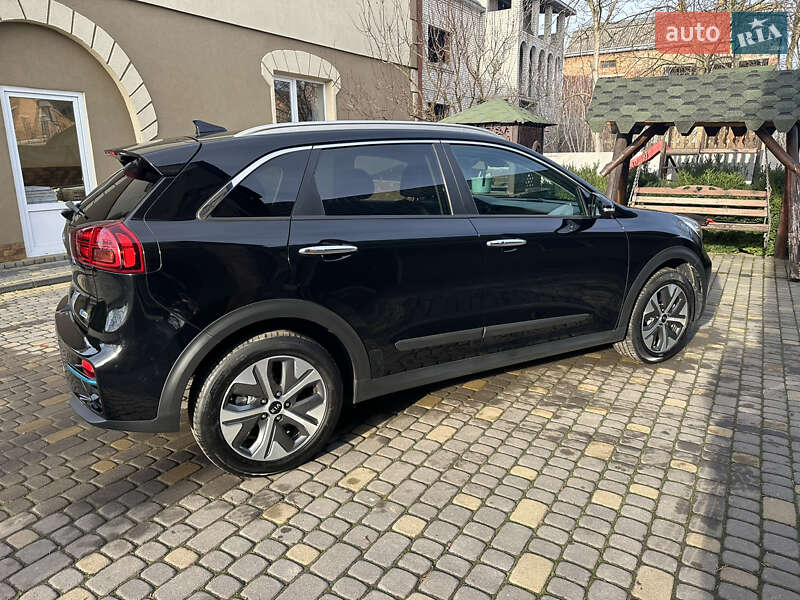 Внедорожник / Кроссовер Kia Niro 2020 в Львове фото 9 Внедорожник / Кроссовер Kia Niro 2020 в Львове