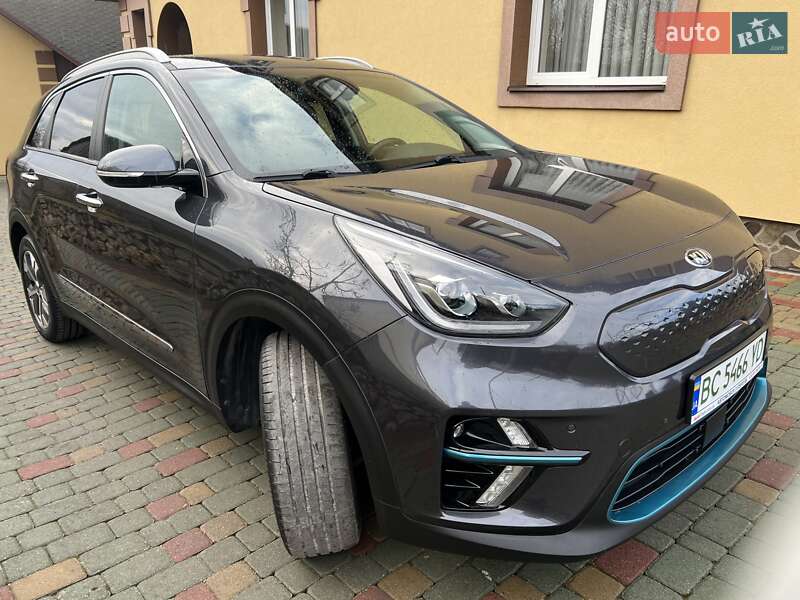 Внедорожник / Кроссовер Kia Niro 2020 в Львове