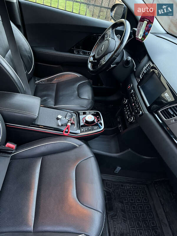 Позашляховик / Кросовер Kia Niro 2019 в Луцьку