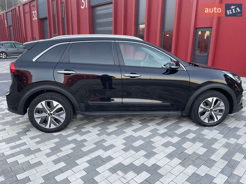 Внедорожник / Кроссовер Kia Niro 2020 в Львове
