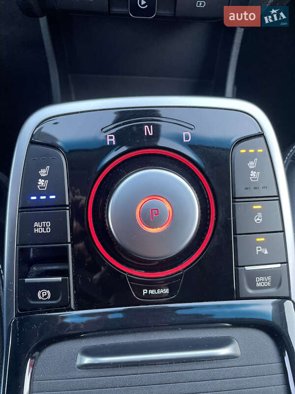 Внедорожник / Кроссовер Kia Niro 2020 в Львове