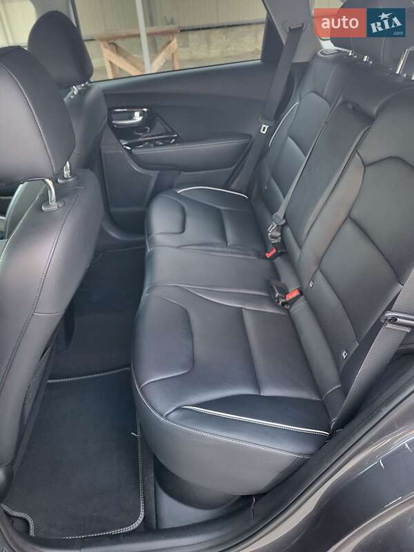 Внедорожник / Кроссовер Kia Niro 2020 в Долине фото 18 Внедорожник / Кроссовер Kia Niro 2020 в Долине