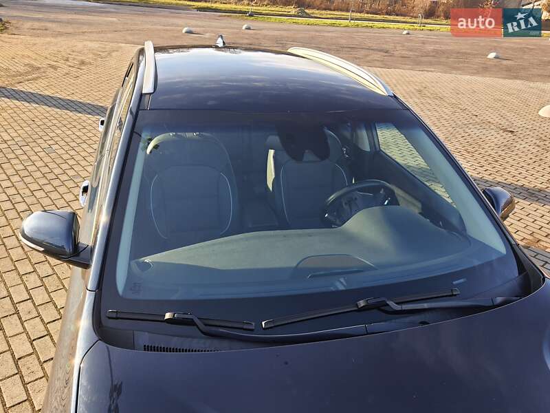 Позашляховик / Кросовер Kia Niro 2020 в Львові