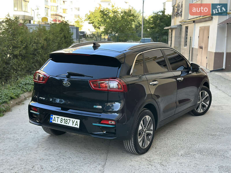Позашляховик / Кросовер Kia Niro 2019 в Івано-Франківську