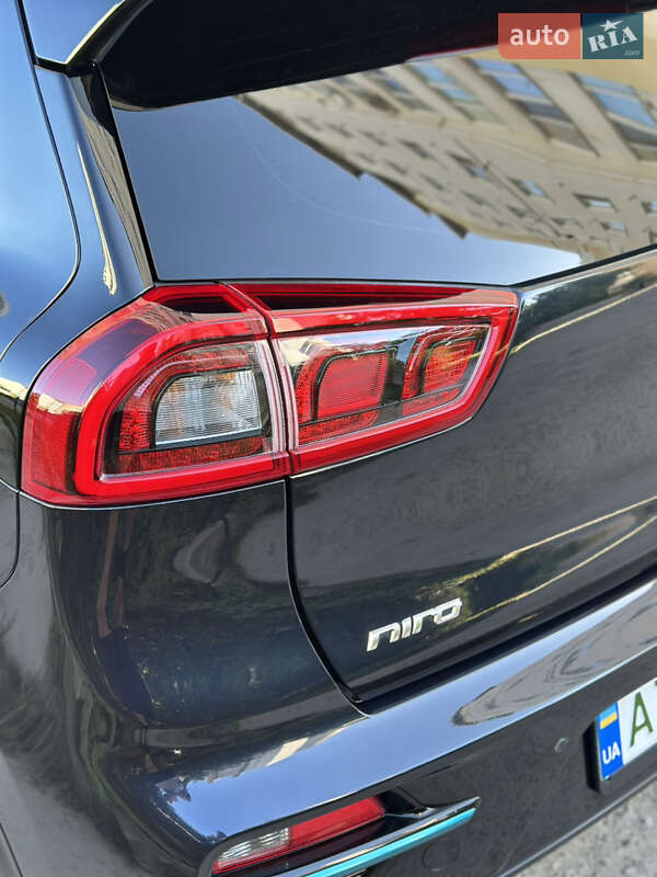 Позашляховик / Кросовер Kia Niro 2019 в Івано-Франківську