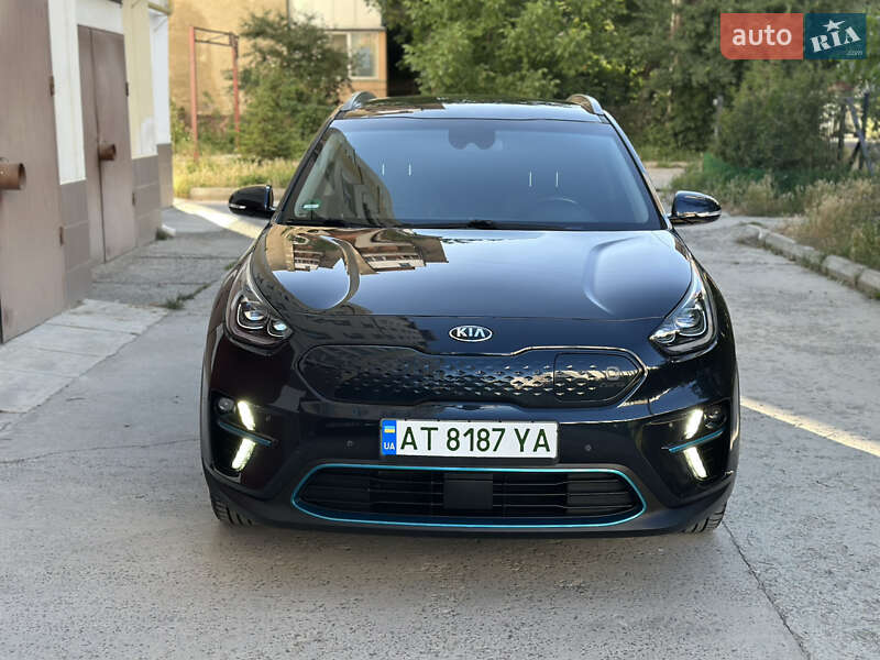 Позашляховик / Кросовер Kia Niro 2019 в Івано-Франківську