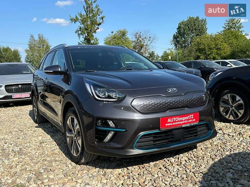 Внедорожник / Кроссовер Kia Niro 2020 в Львове фото 6 Внедорожник / Кроссовер Kia Niro 2020 в Львове