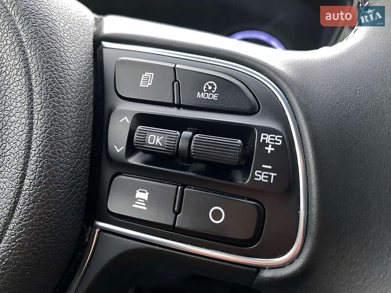 Позашляховик / Кросовер Kia Niro 2020 в Львові